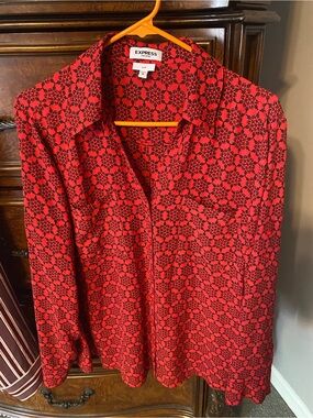 Express snowflake portofino blouse
